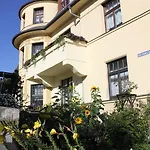 Vogtlaender Πανσιόν Πλάουεν